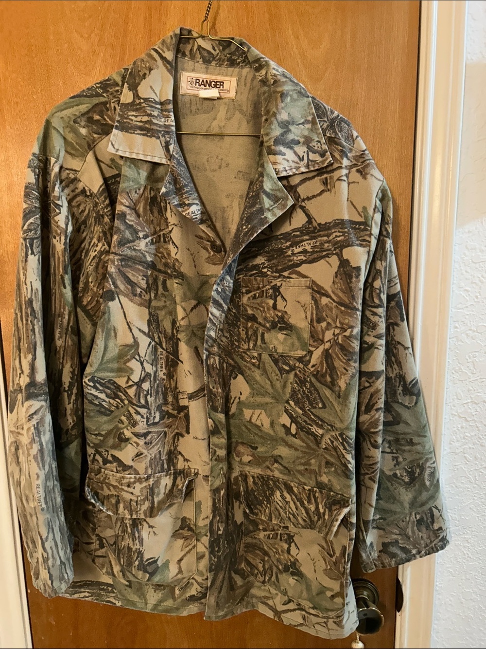 Men's Camouflage Field Jacket - Green Camo. Hunting. Large